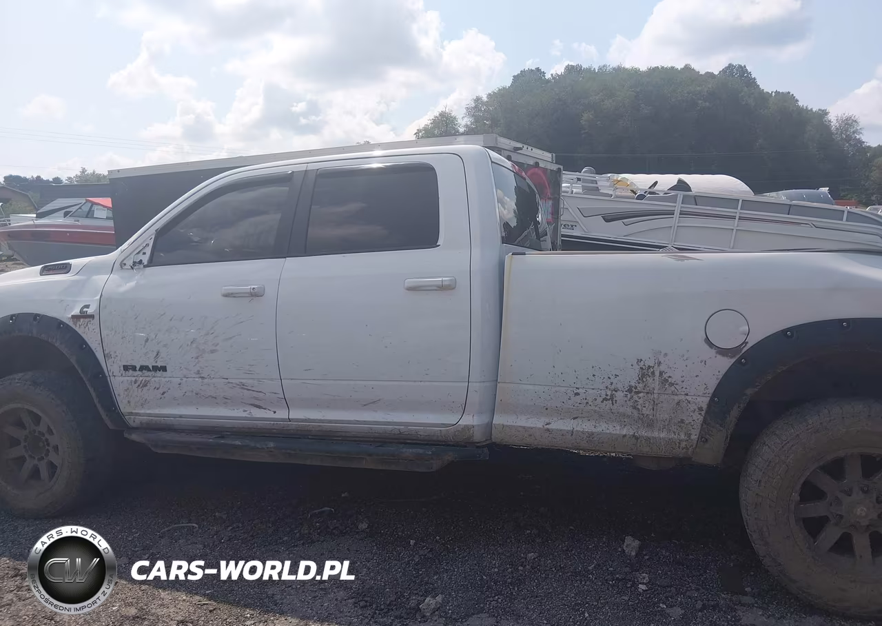 2019 Ram 2500 Big Horn 4X4 8' Box VIN:3C6UR5JL2KG718507 - 14