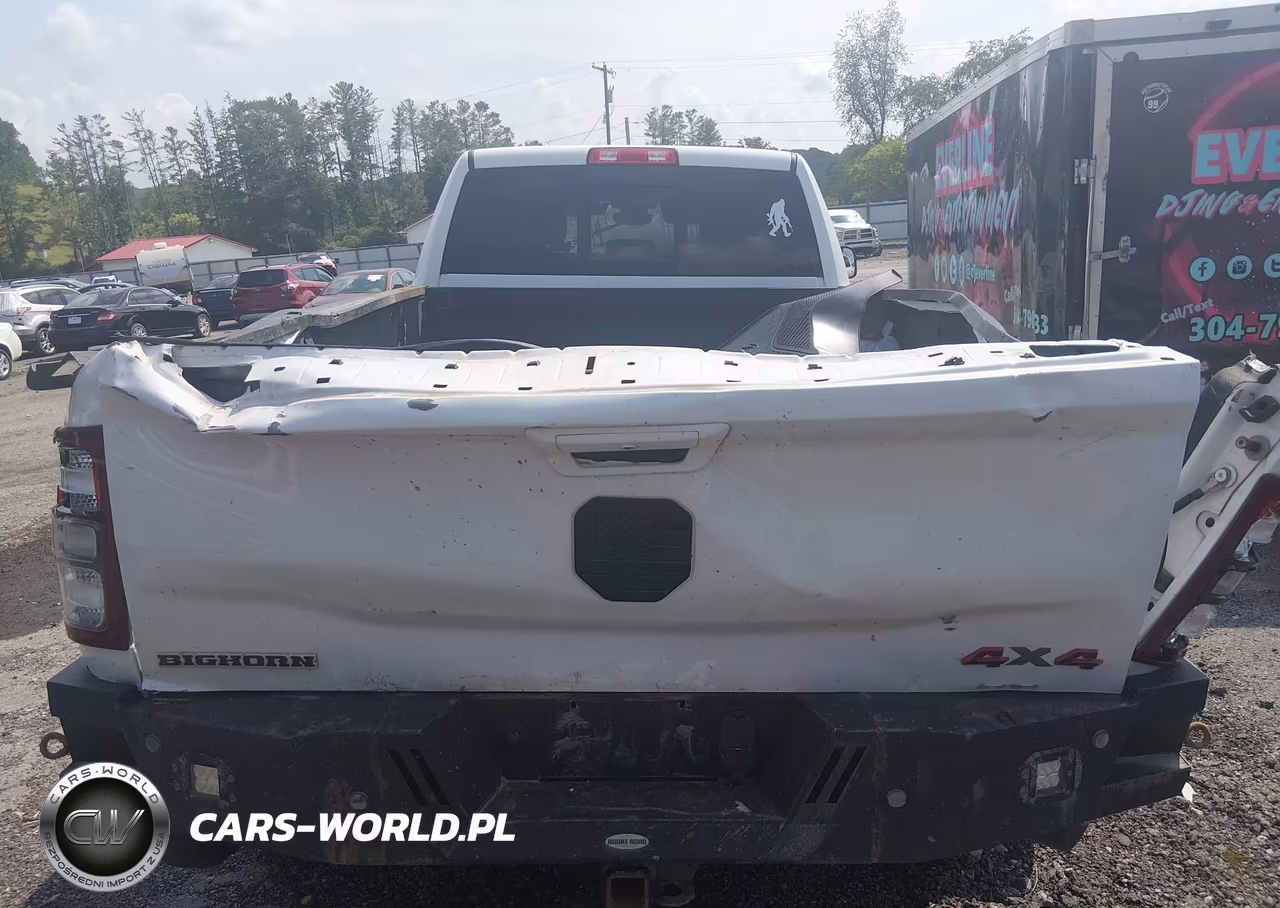 2019 Ram 2500 Big Horn 4X4 8' Box VIN:3C6UR5JL2KG718507 - 16