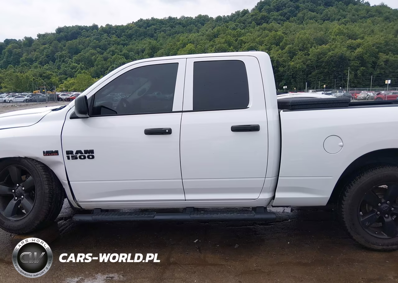 2018 Ram 1500 Express 4X2 6'4 Box VIN:1C6RR6FT8JS244820 - 14