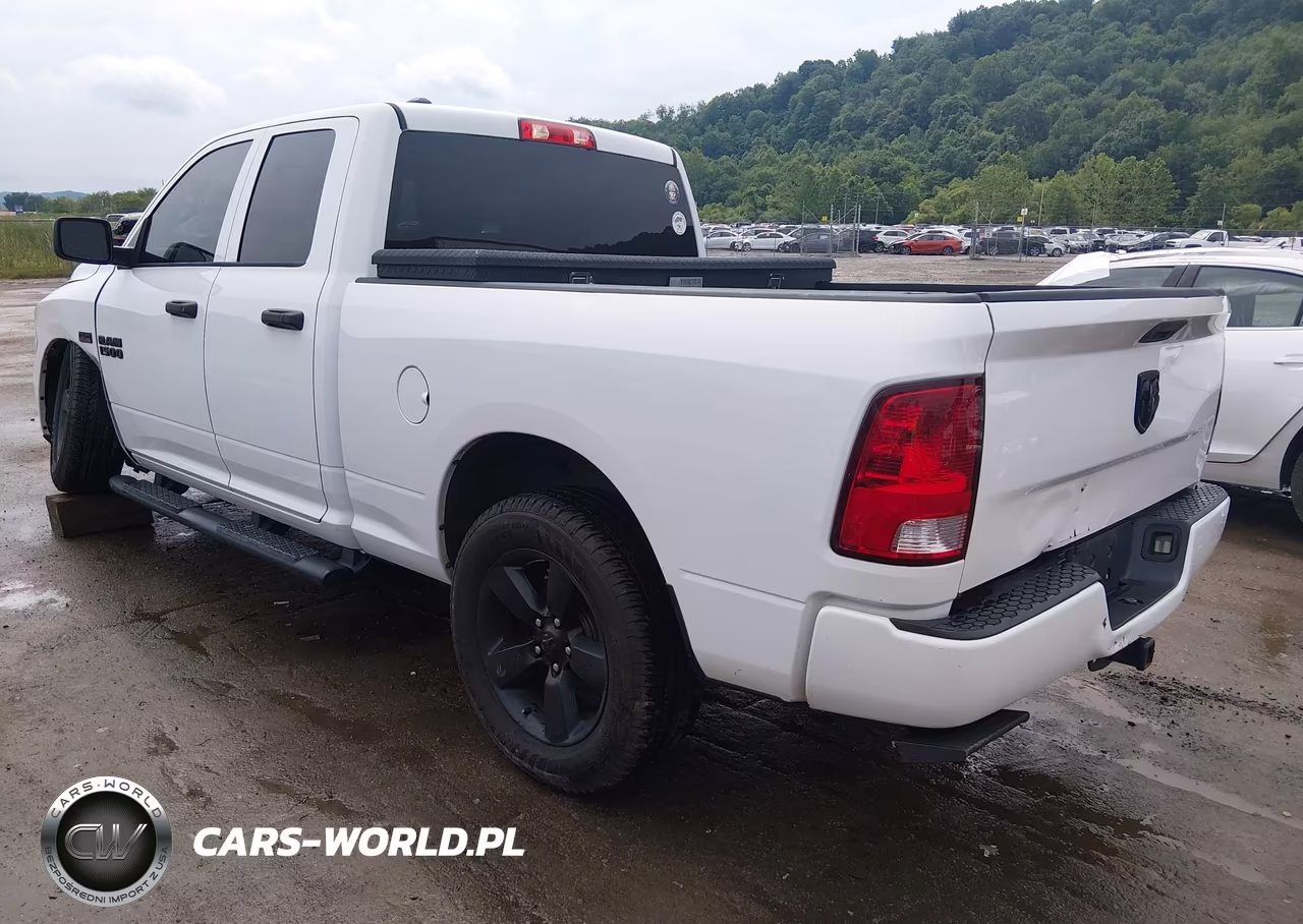 2018 Ram 1500 Express 4X2 6'4 Box VIN:1C6RR6FT8JS244820 - 3