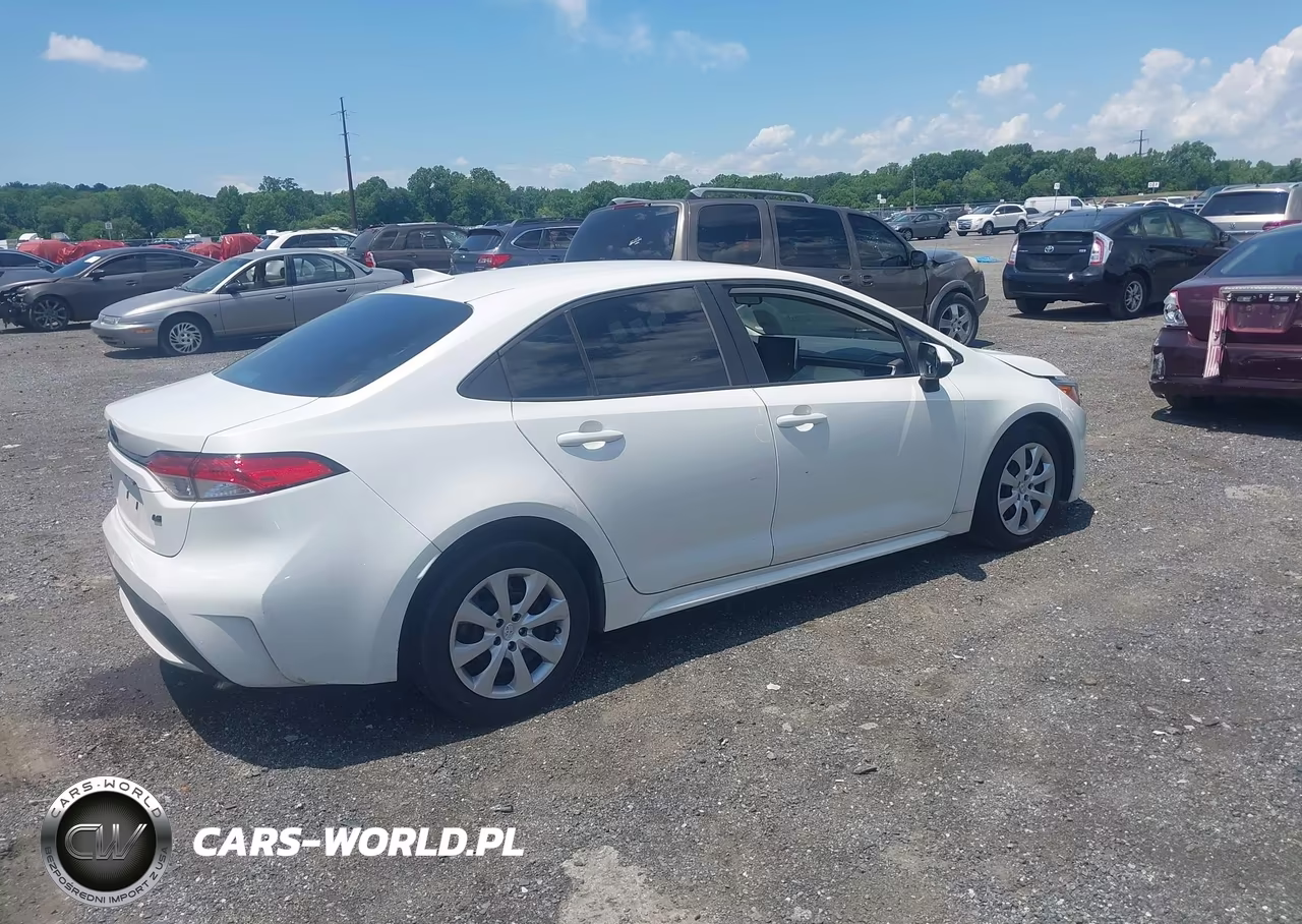 2020 Toyota Corolla Le VIN:5YFEPRAE2LP123289 - 4