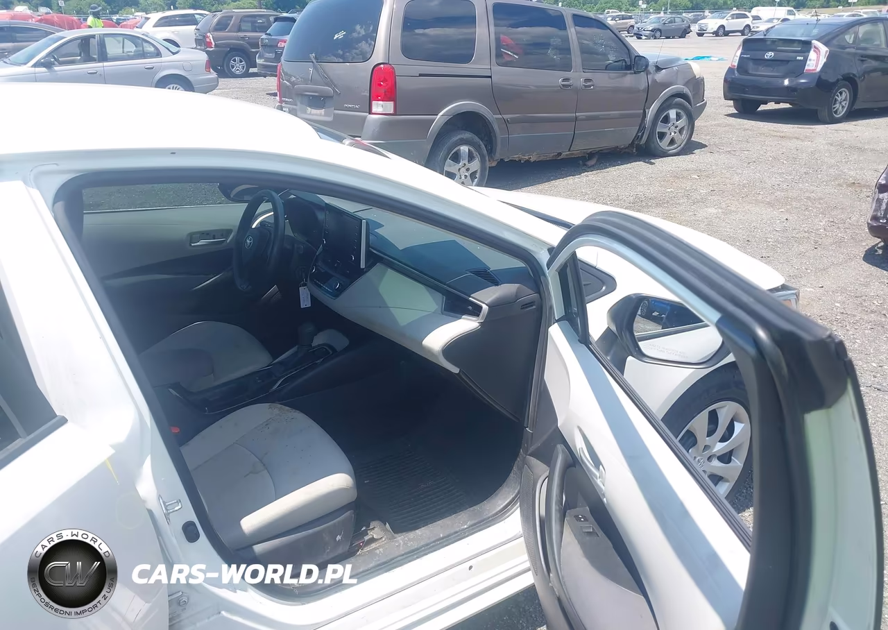 2020 Toyota Corolla Le VIN:5YFEPRAE2LP123289 - 5
