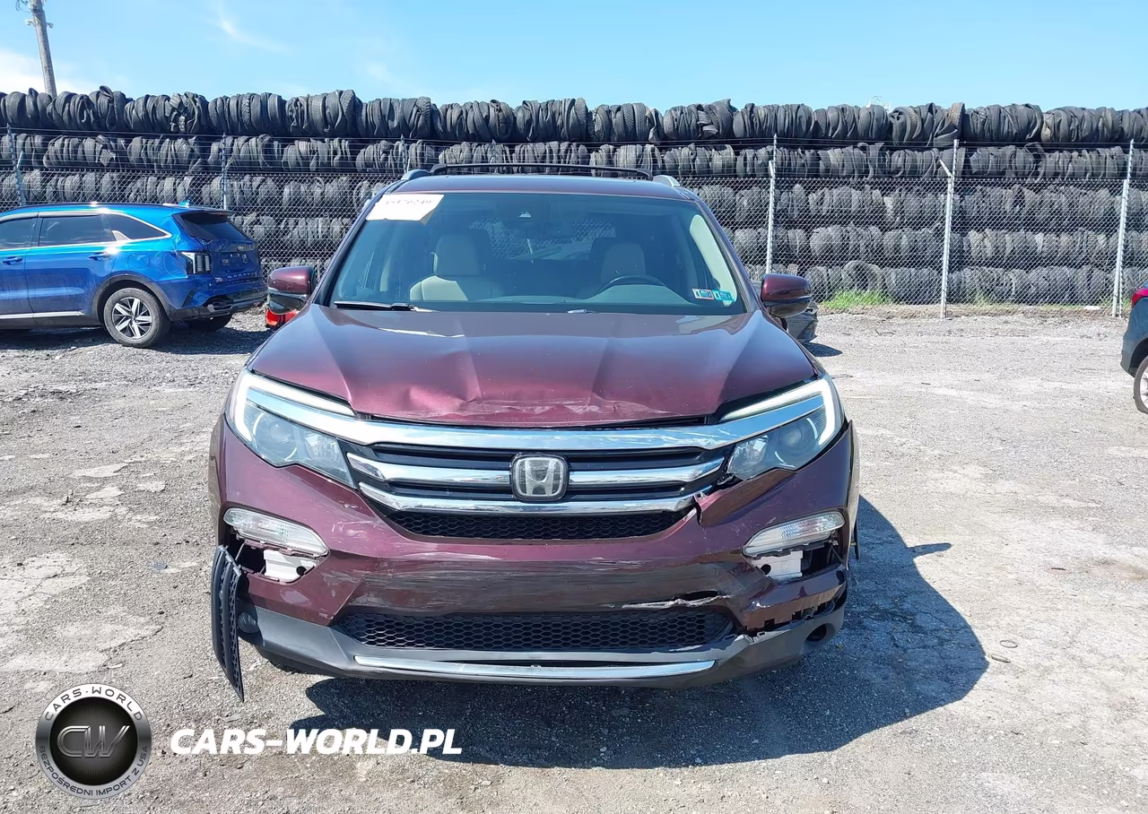 2017 Honda Pilot Touring VIN:5FNYF6H97HB013123 - 12