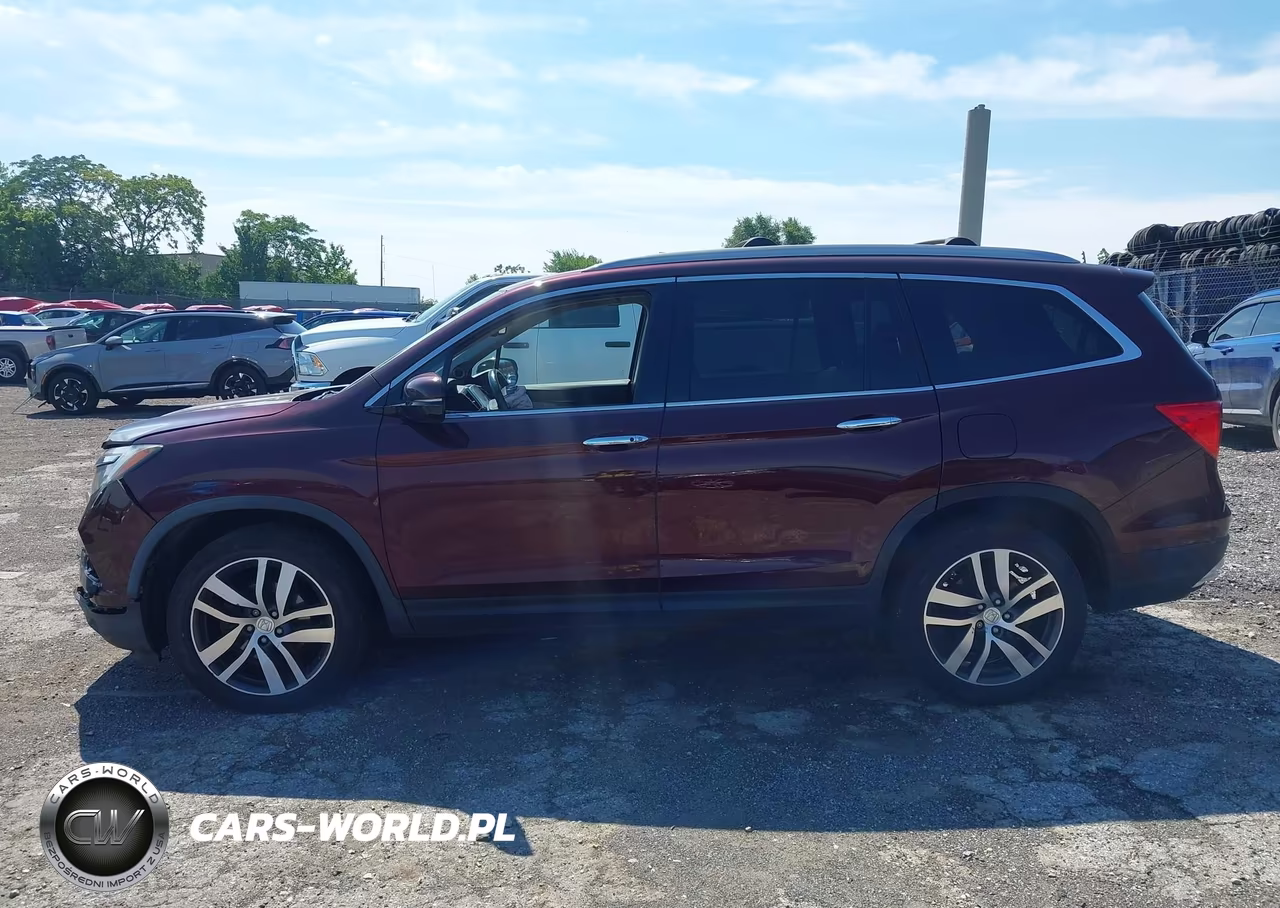 2017 Honda Pilot Touring VIN:5FNYF6H97HB013123 - 14