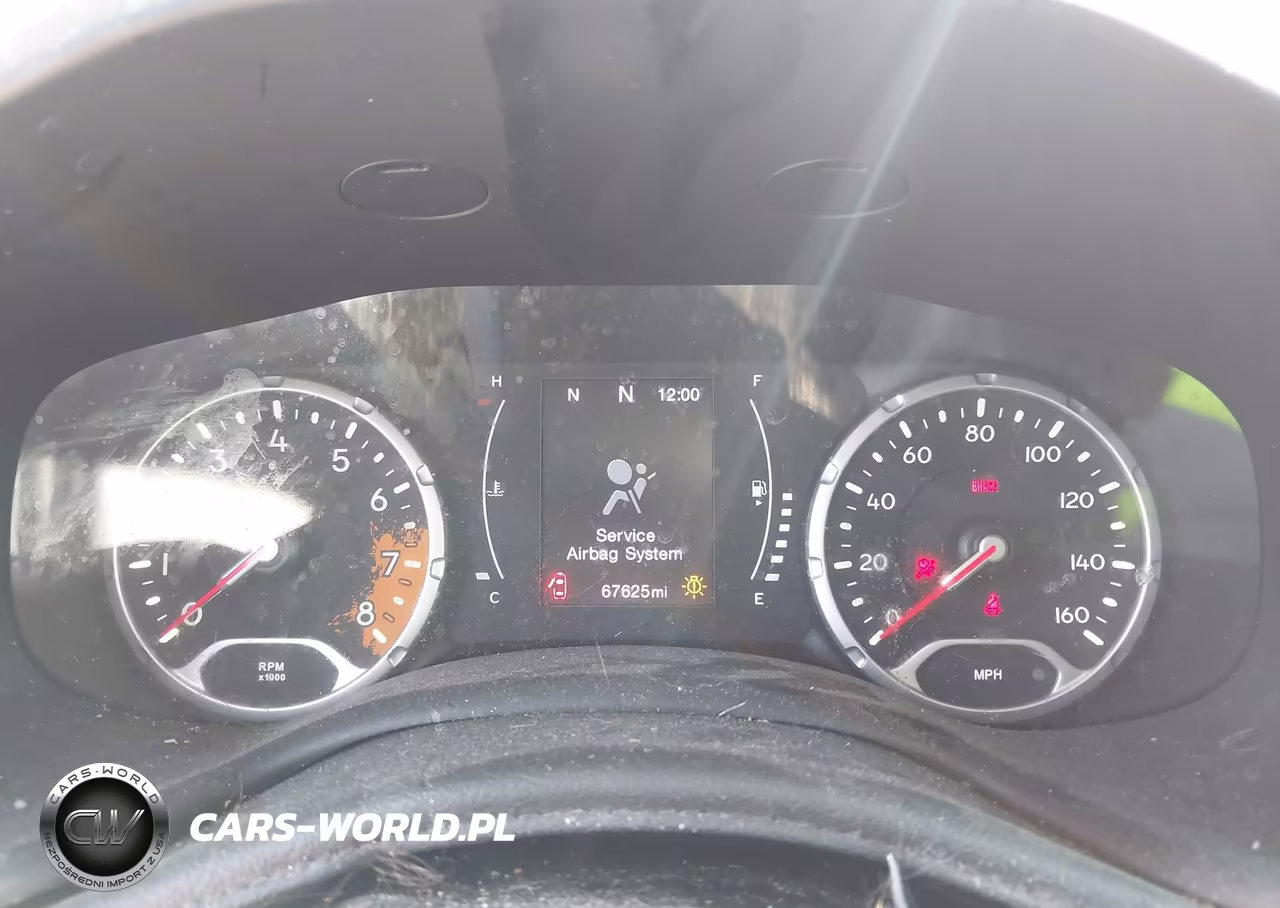 2018 Jeep Renegade Latitude 4X4 VIN:ZACCJBBB8JPJ44876 - 7