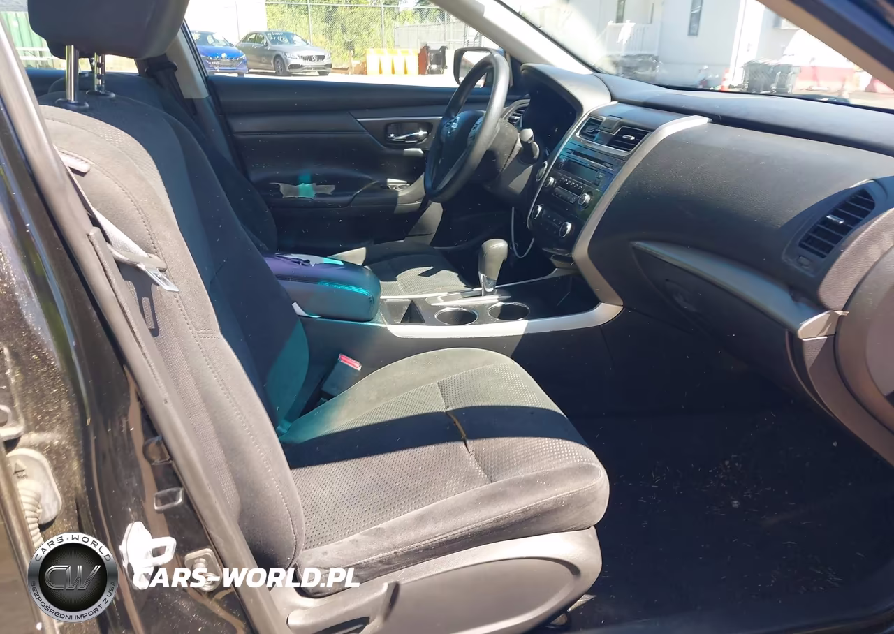 2015 Nissan Altima 2.5 S VIN:1N4AL3AP7FC483492 - 5