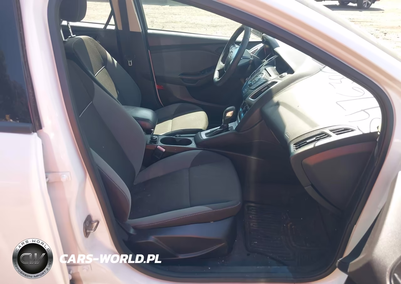2012 Ford Focus Se VIN:1FAHP3F26CL169781 - 5