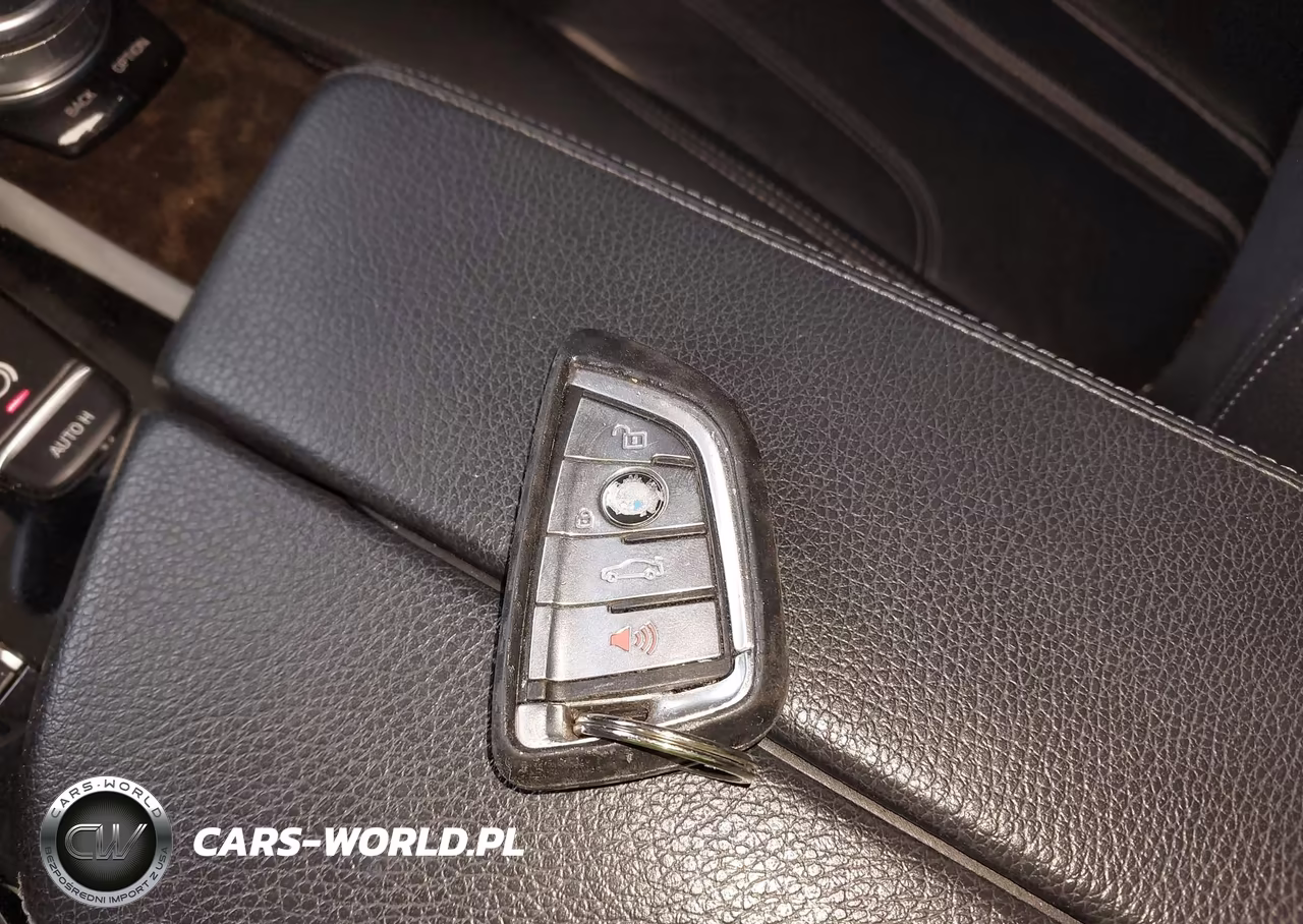 2017 BMW 530I VIN:WBAJA5C3XHG456012 - 11