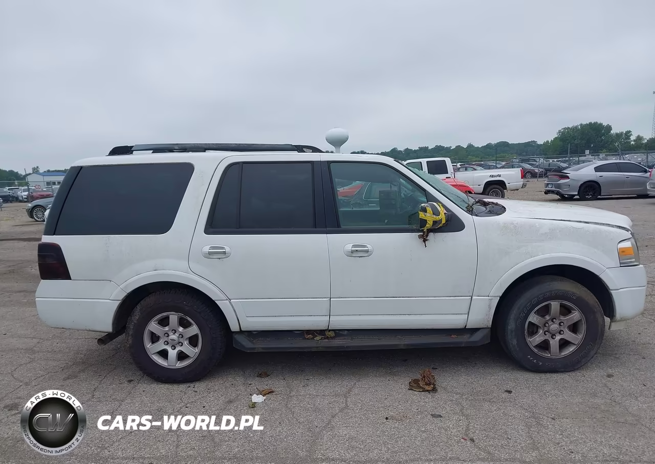 2009 Ford Expedition Xlt VIN:1FMFU165X9EA71404 - 14