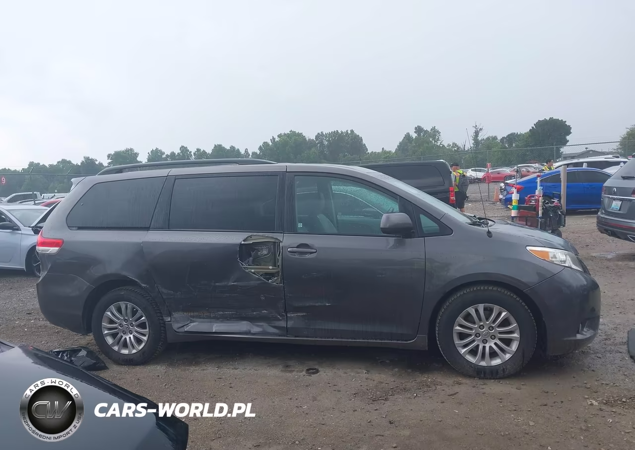 2014 Toyota Sienna Xle V6 8 Passenger VIN:5TDYK3DC5ES438570 - 14