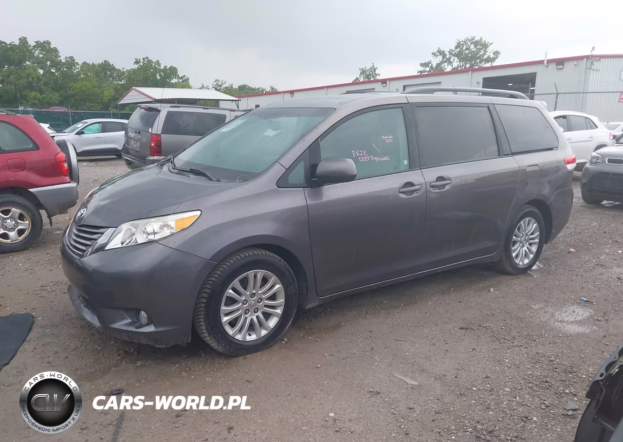2014 Toyota Sienna Xle V6 8 Passenger VIN:5TDYK3DC5ES438570 - 2