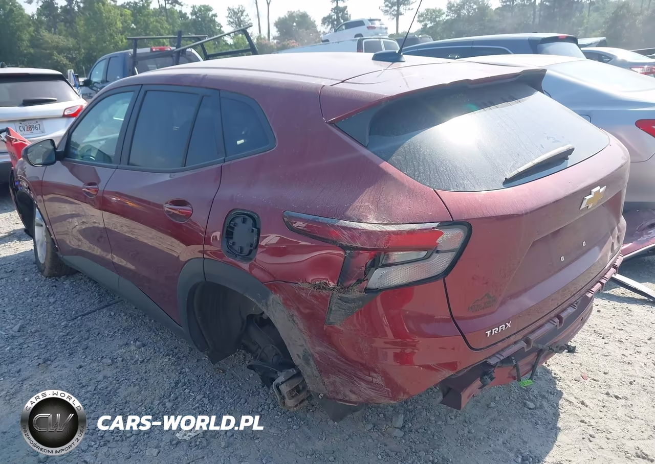 2025 Chevrolet Trax Fwd Ls VIN:KL77LFEP7SC009971 - 3