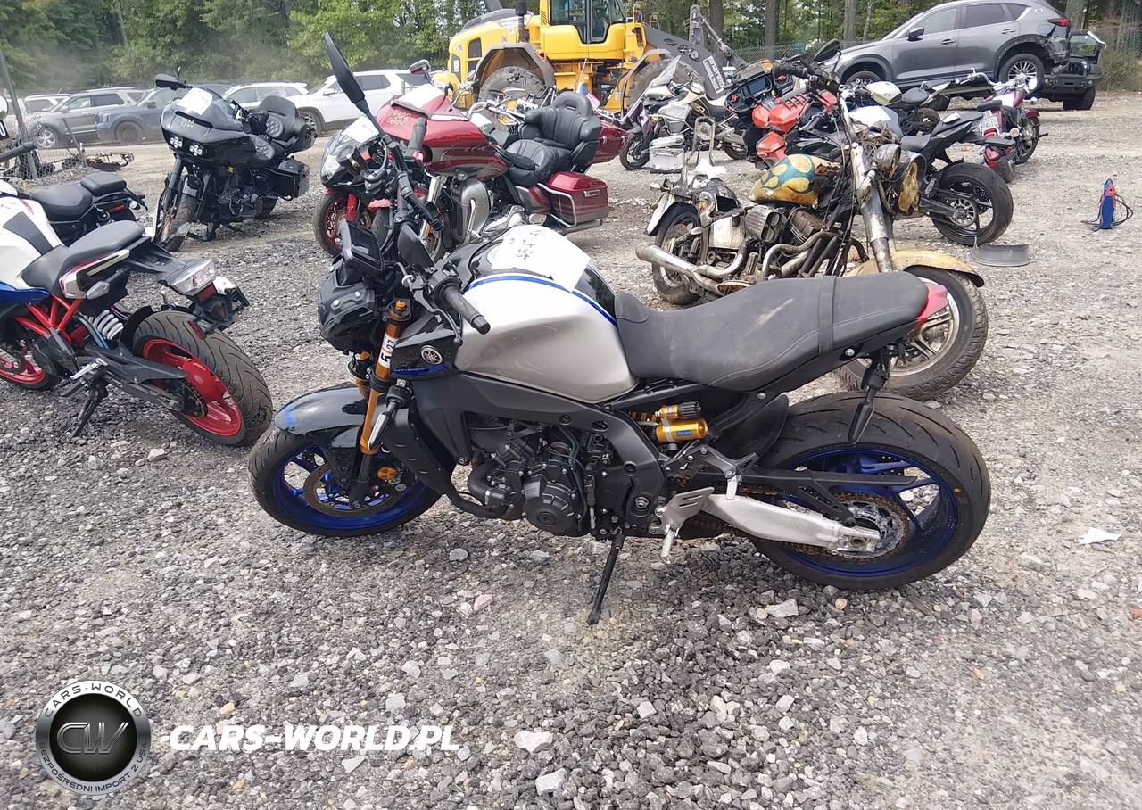 2023 Yamaha Mt09 D VIN:JYARN72E6PA002104 - 12