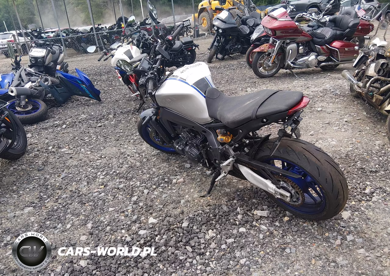 2023 Yamaha Mt09 D VIN:JYARN72E6PA002104 - 3