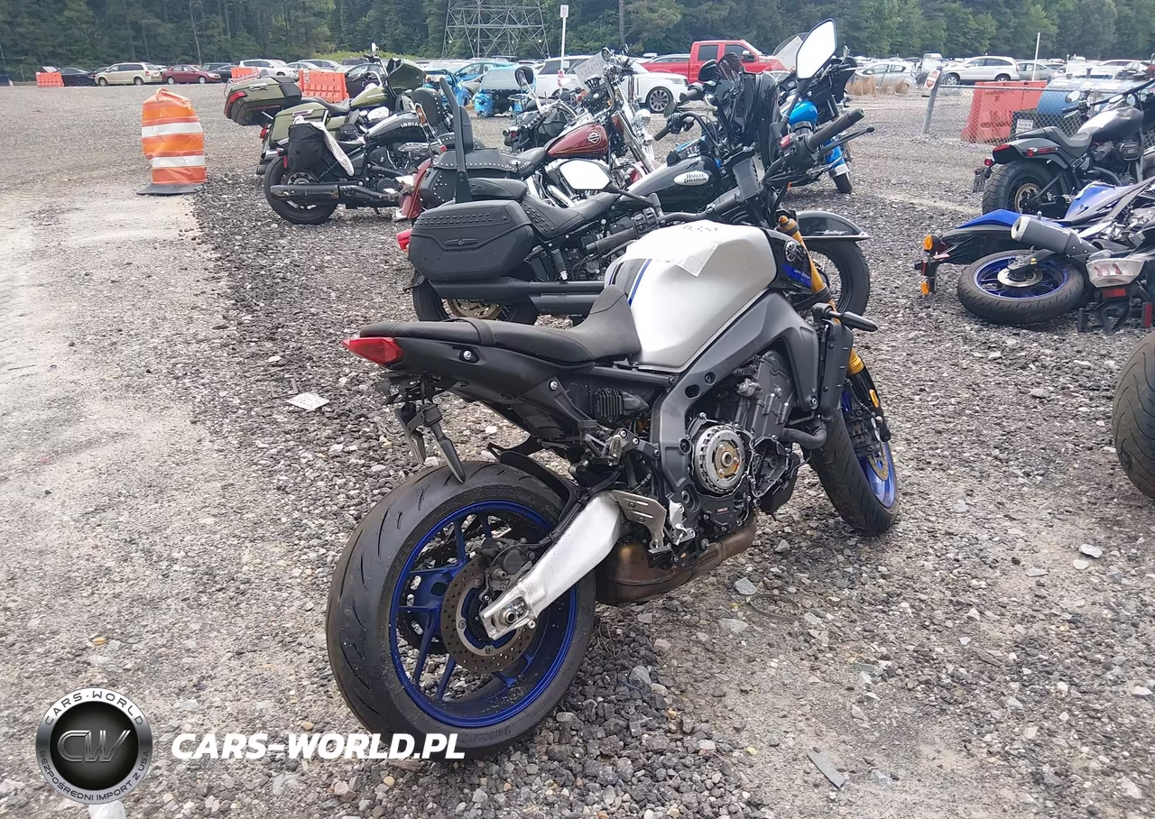 2023 Yamaha Mt09 D VIN:JYARN72E6PA002104 - 4