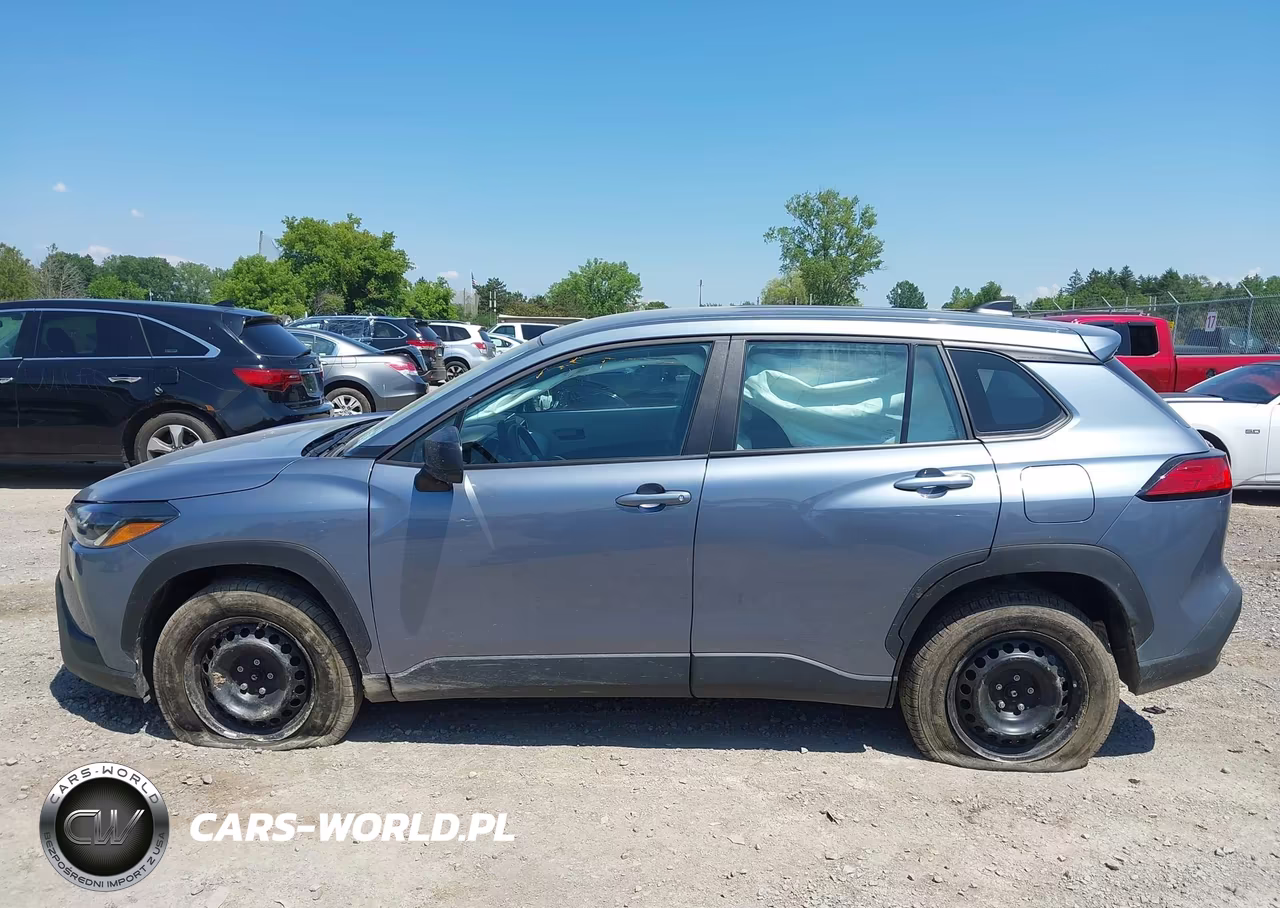 2024 Toyota Corolla Cross L VIN:7MUAAABG1RV119886 - 14