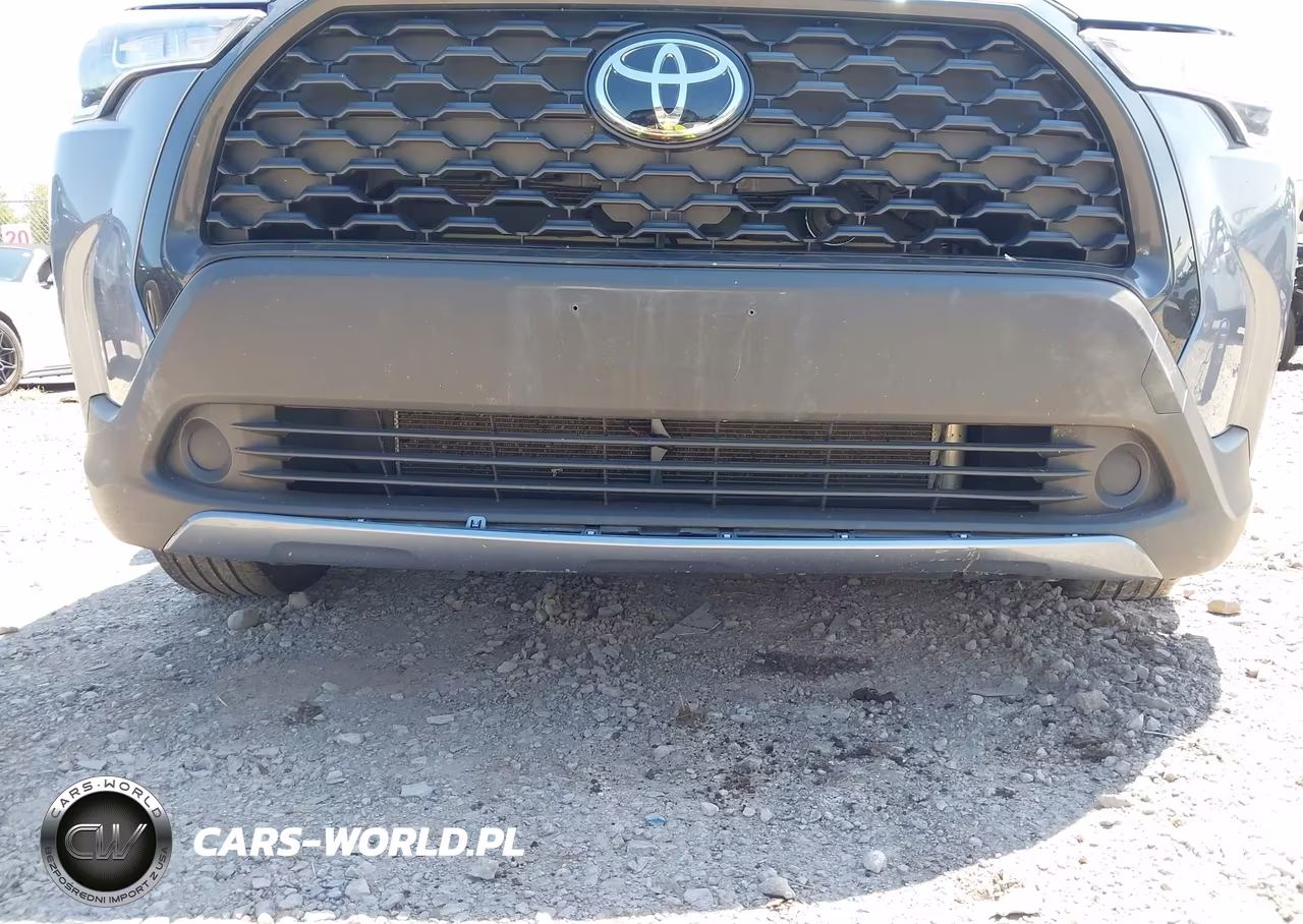 2024 Toyota Corolla Cross L VIN:7MUAAABG1RV119886 - 6