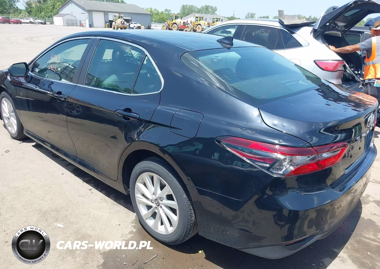 2023 Toyota Camry Le VIN:4T1C11AK2PU112359 - 3