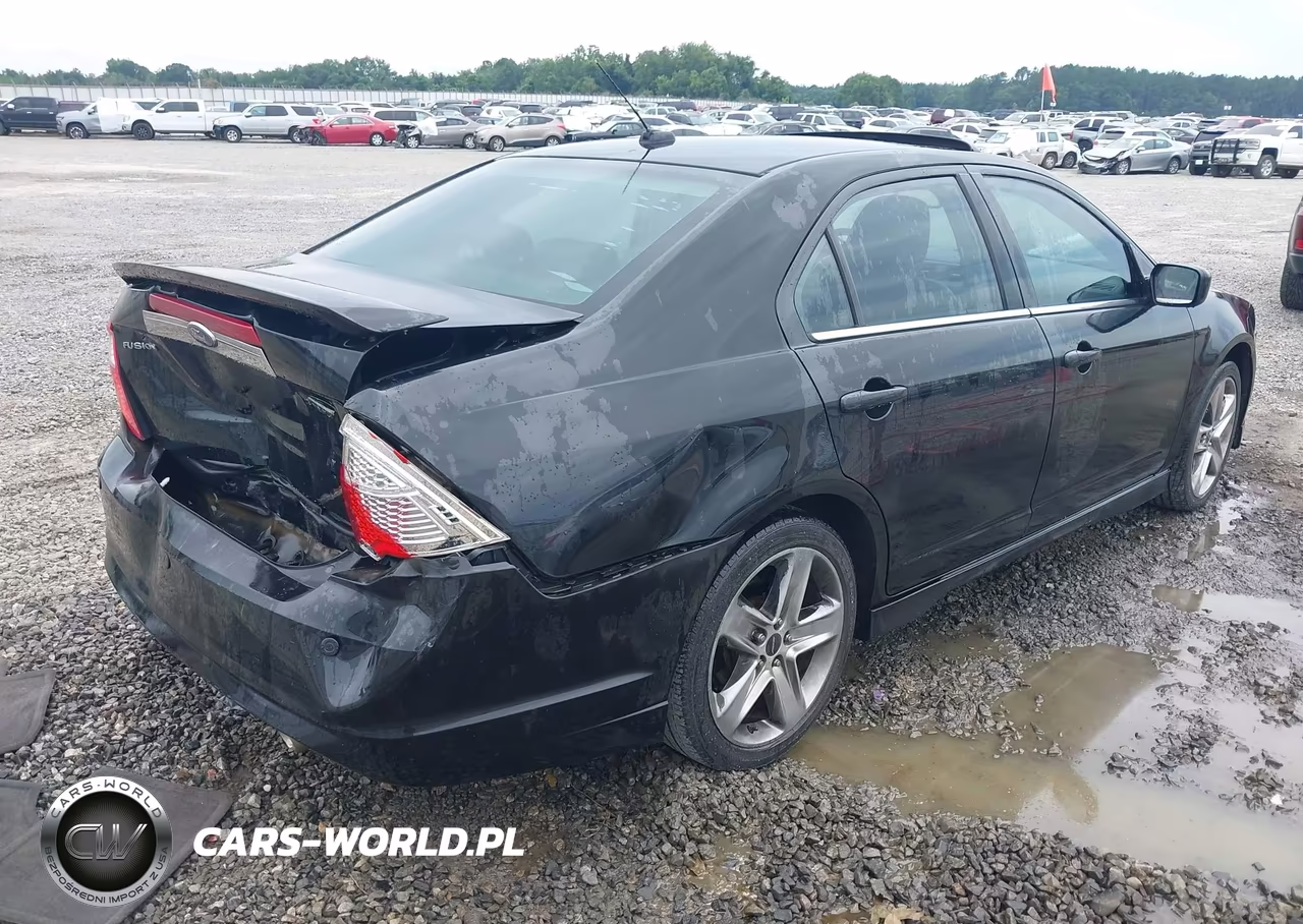 2010 Ford Fusion Sport VIN:3FAHP0KC7AR354126 - 4