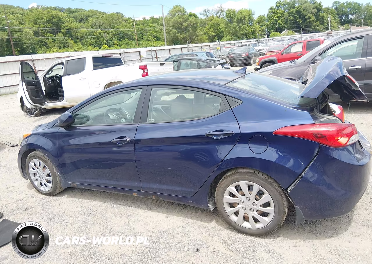 2012 Hyundai Elantra Gls VIN:5NPDH4AE4CH108852 - 13