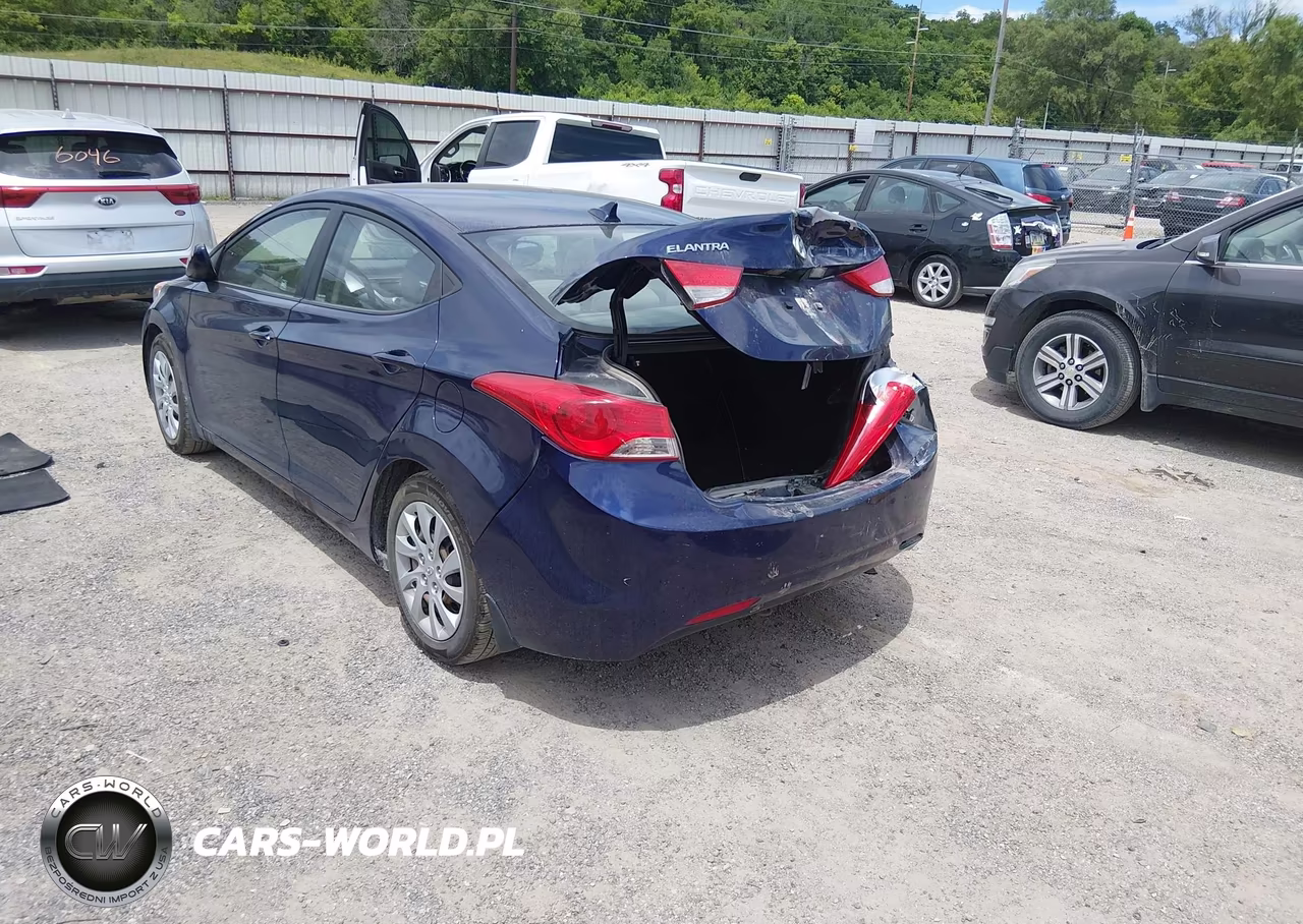 2012 Hyundai Elantra Gls VIN:5NPDH4AE4CH108852 - 3