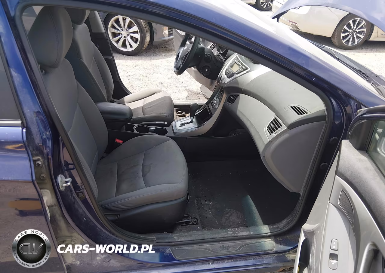 2012 Hyundai Elantra Gls VIN:5NPDH4AE4CH108852 - 5