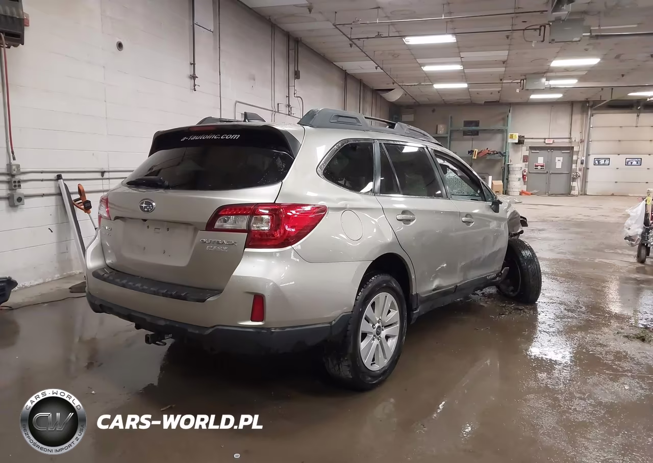 2016 Subaru Outback 2.5I Premium VIN:4S4BSACC3G3228061 - 4
