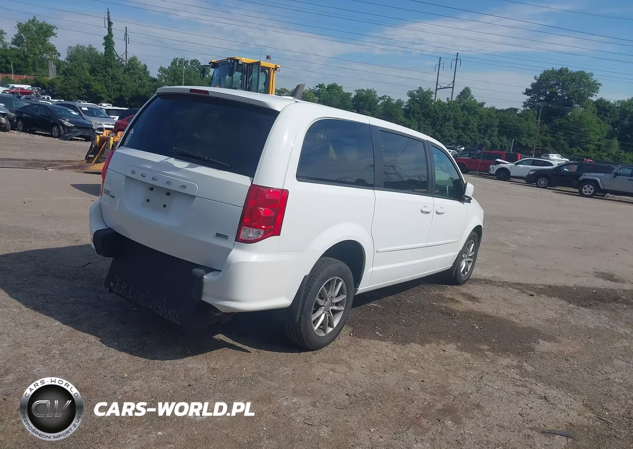 2015 Dodge Grand Caravan Se Plus VIN:2C4RDGBG6FR709030 - 4