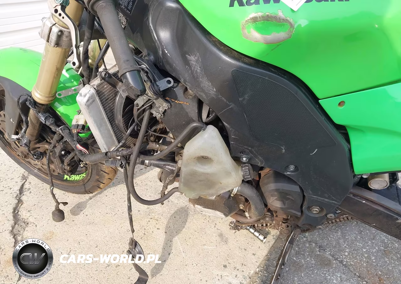 2006 Kawasaki Zx1000 D6F VIN:JKAZXCD116A000710 - 9