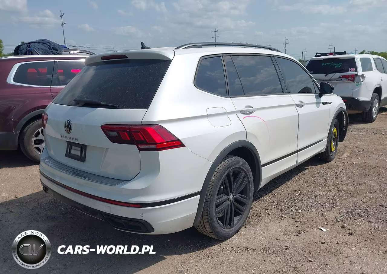 2022 Volkswagen Tiguan 2.0T Se R-Line Black VIN:3VVCB7AX3NM059173 - 4