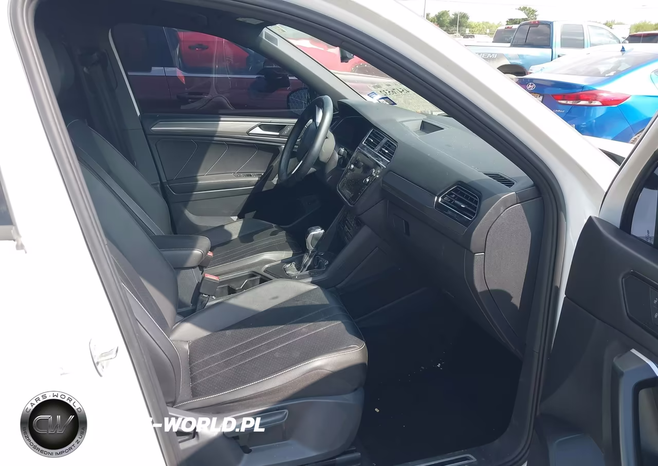 2022 Volkswagen Tiguan 2.0T Se R-Line Black VIN:3VVCB7AX3NM059173 - 5