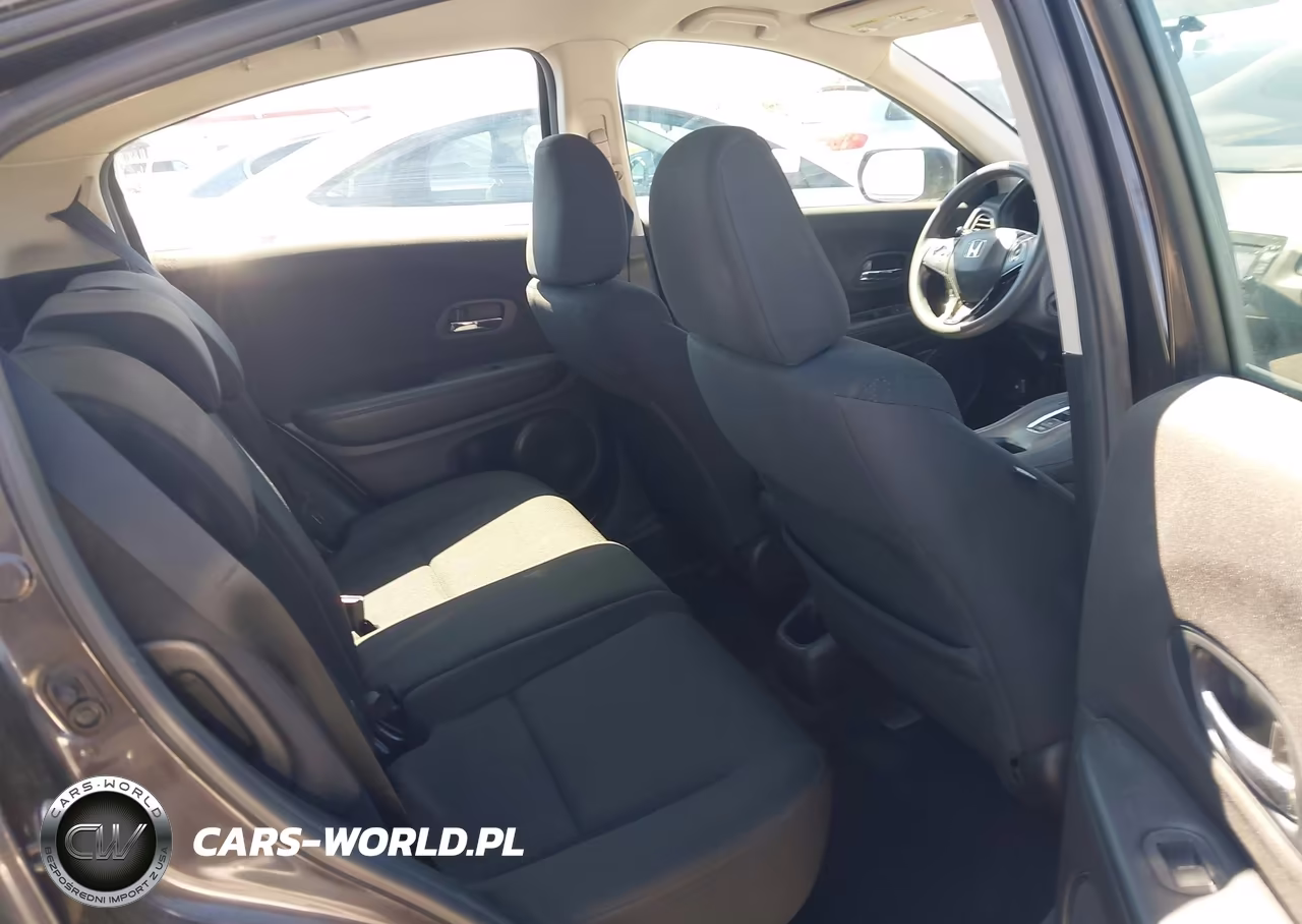 2018 Honda Hr-V Lx VIN:3CZRU6H37JG715250 - 8