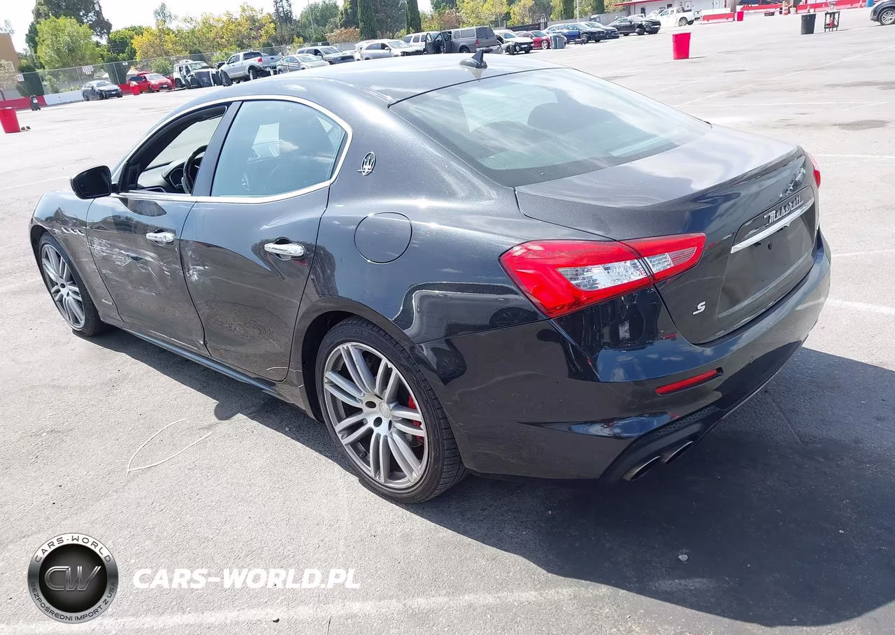 2018 Maserati Ghibli S Gransport VIN:ZAM57YSS9J1260127 - 3