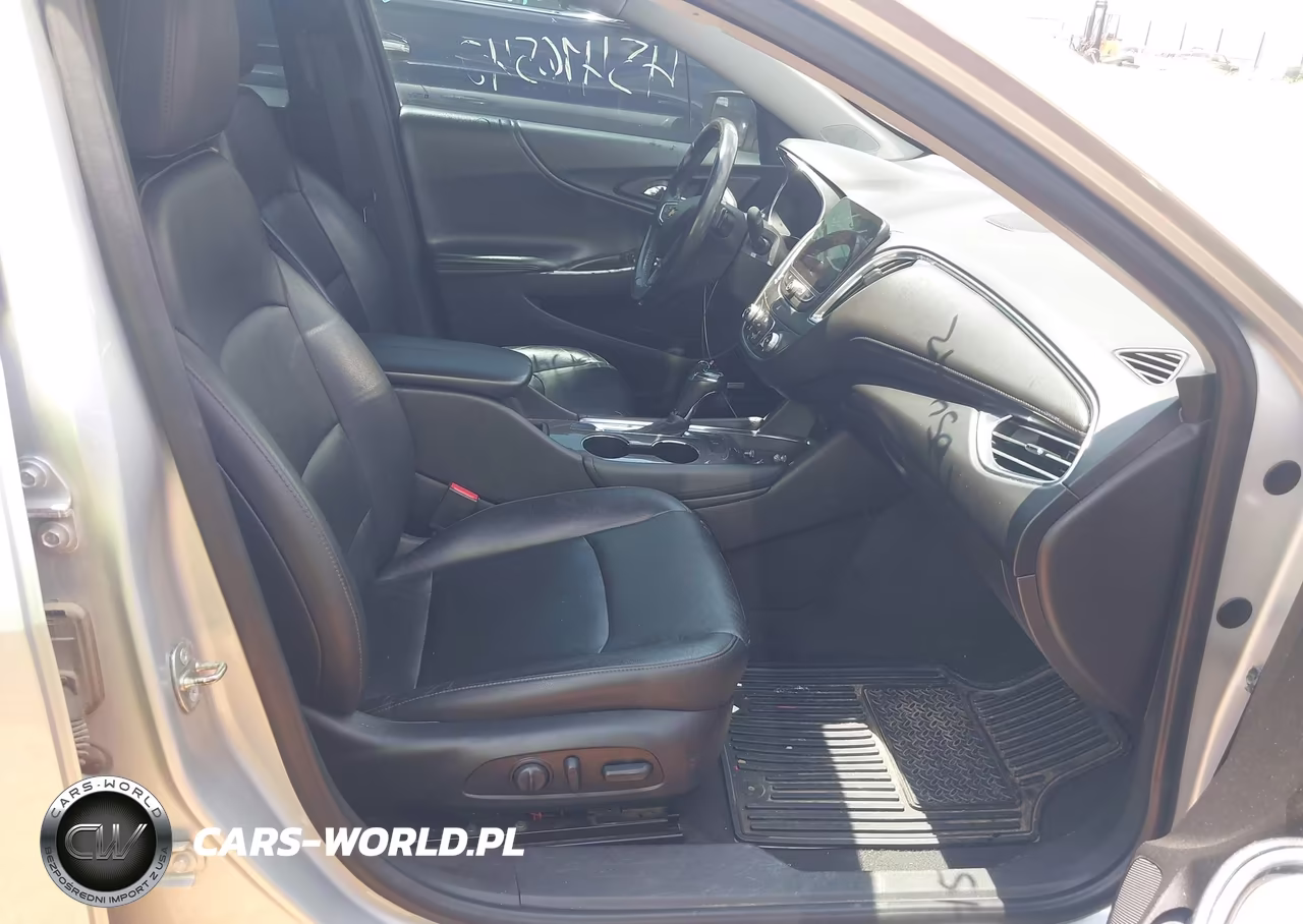 2018 Chevrolet Malibu Lt VIN:1G1ZD5ST3JF192876 - 5