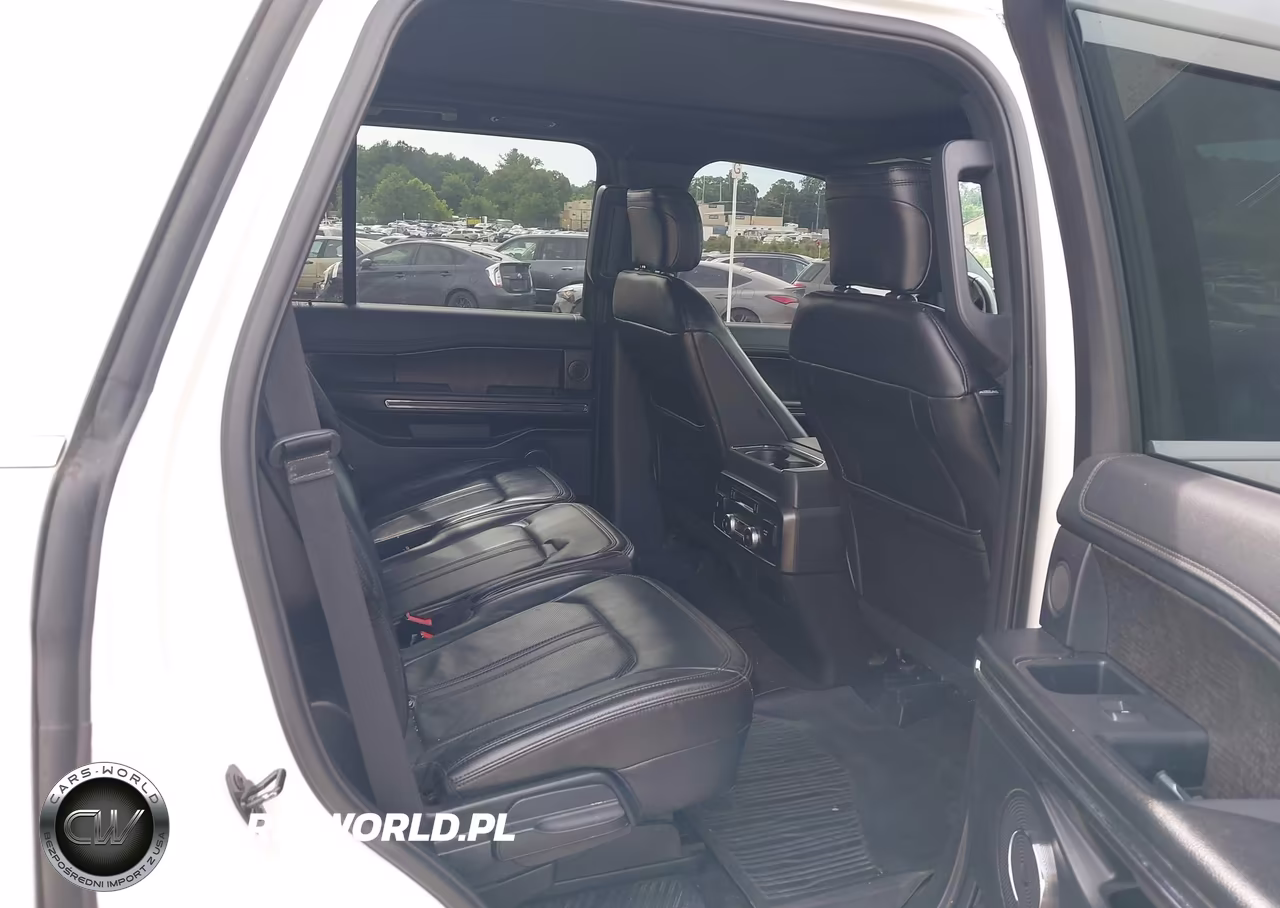 2018 Ford Expedition Limited VIN:1FMJU2AT5JEA32584 - 8
