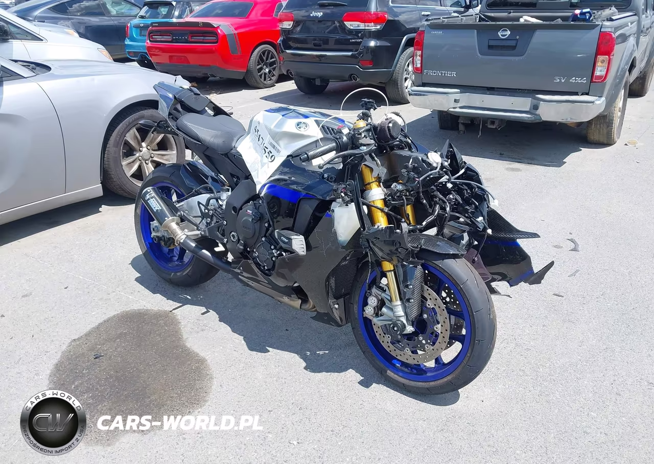 2022 Yamaha Yzfr1M