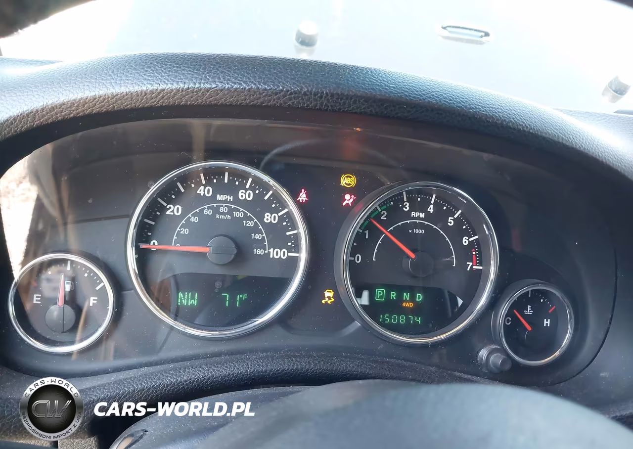 2012 Jeep Wrangler Unlimited Sahara VIN:1C4BJWEG6CL179484 - 7