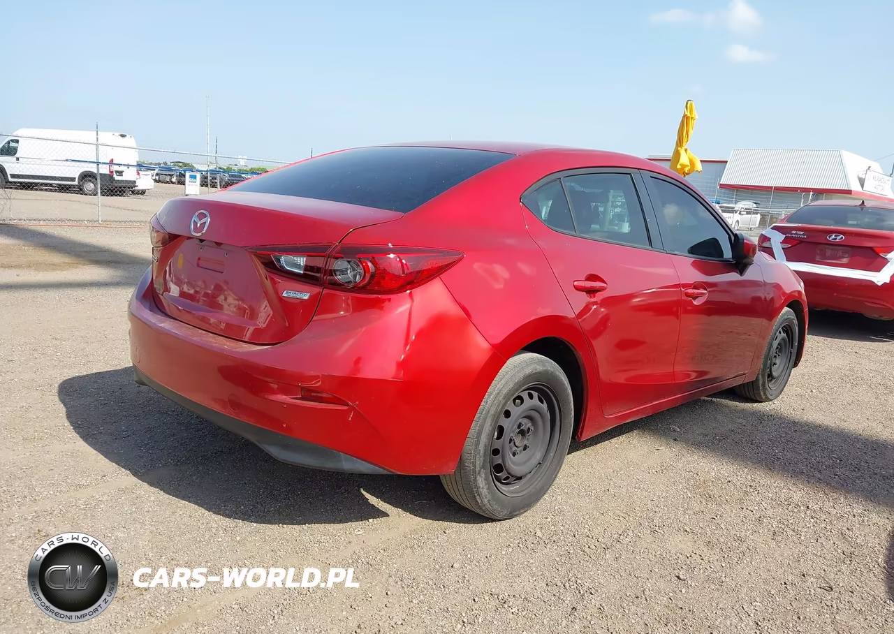 2017 Mazda Mazda3 Sport VIN:3MZBN1U74HM109008 - 4