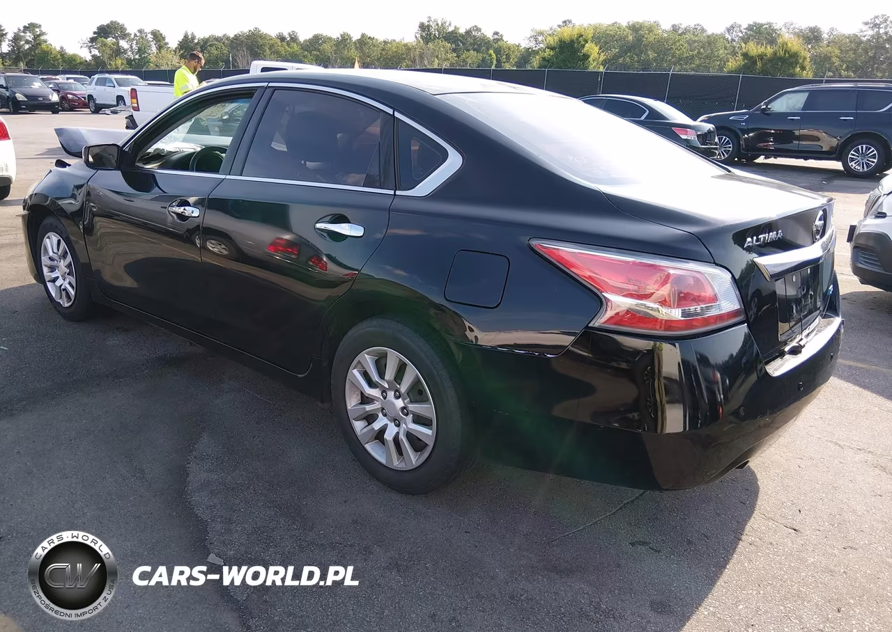 2014 Nissan Altima 2.5 S VIN:1N4AL3AP1EC141731 - 3
