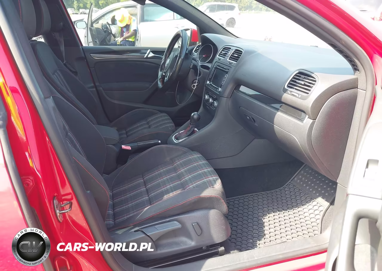 2010 Volkswagen Gti 4-Door VIN:WVWHV7AJ6AW303108 - 5
