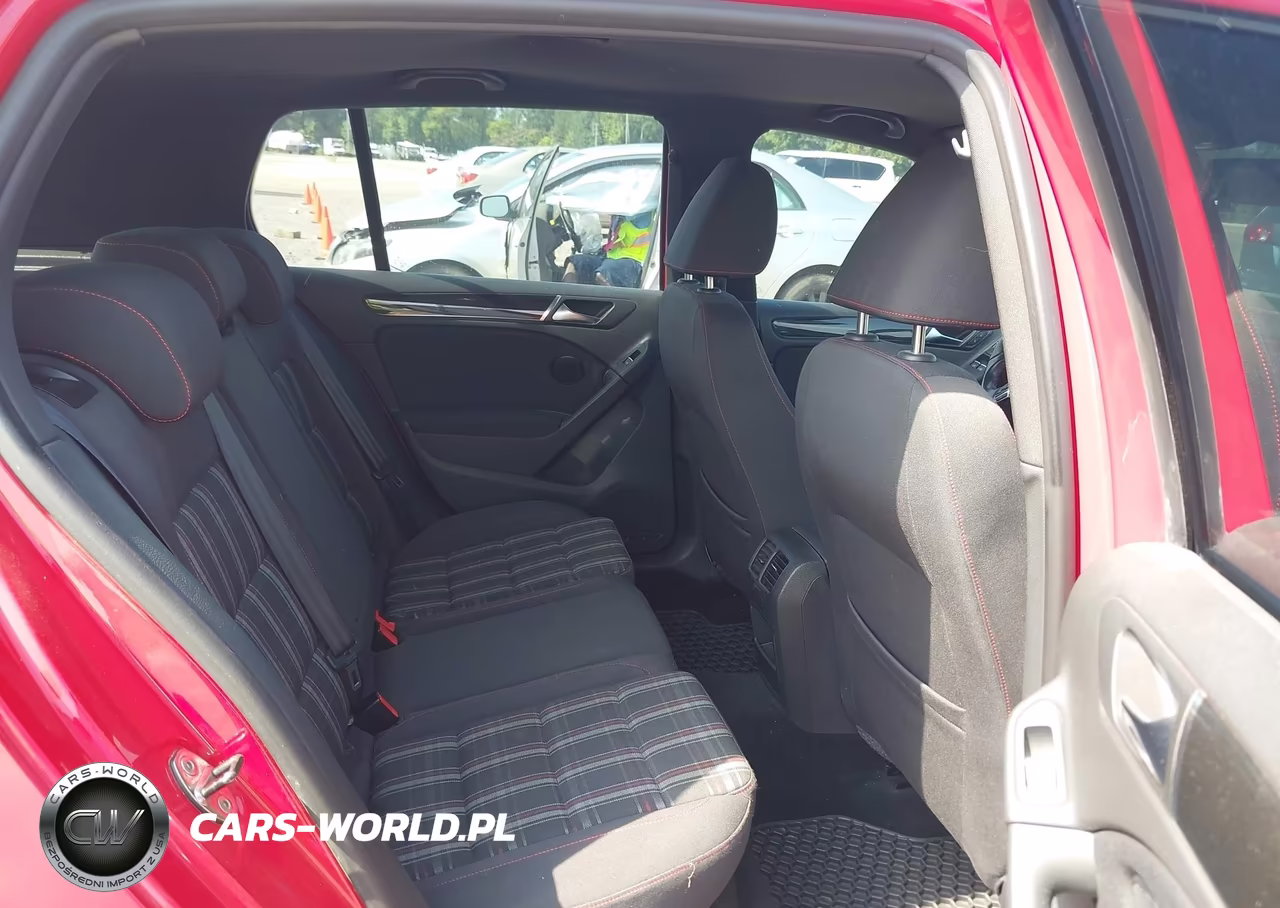 2010 Volkswagen Gti 4-Door VIN:WVWHV7AJ6AW303108 - 8