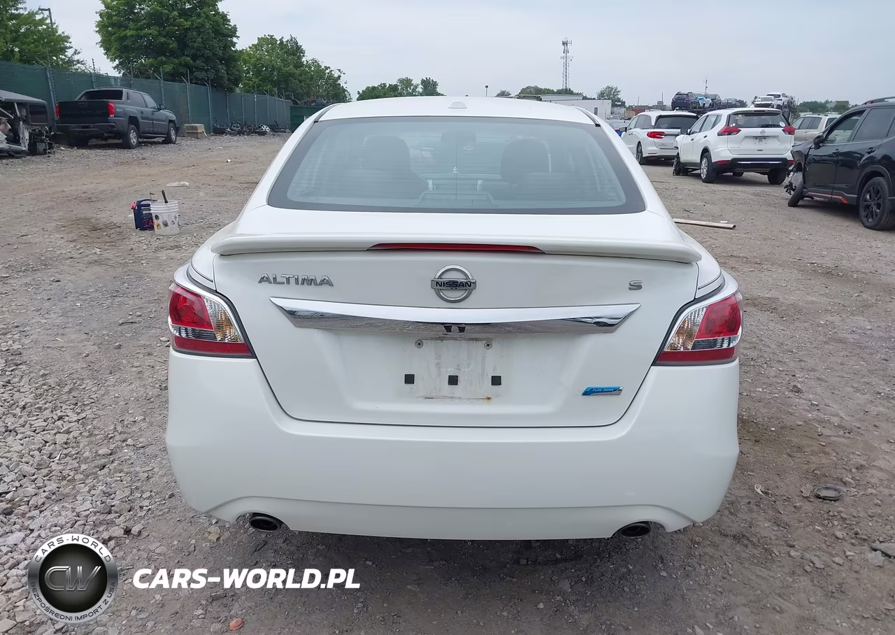 2014 Nissan Altima 2.5 S VIN:1N4AL3AP4EN249667 - 15