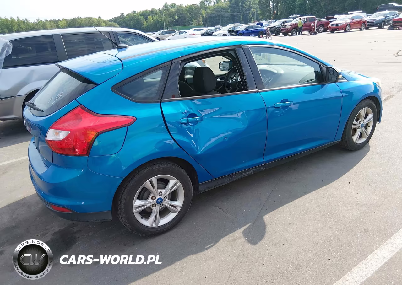 2013 Ford Focus Se VIN:1FADP3K26DL168054 - 4