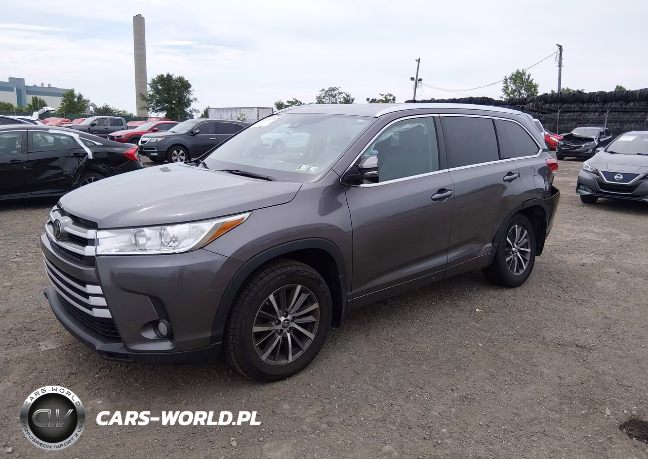 2017 Toyota Highlander Xle VIN:5TDJZRFH5HS390596 - 2