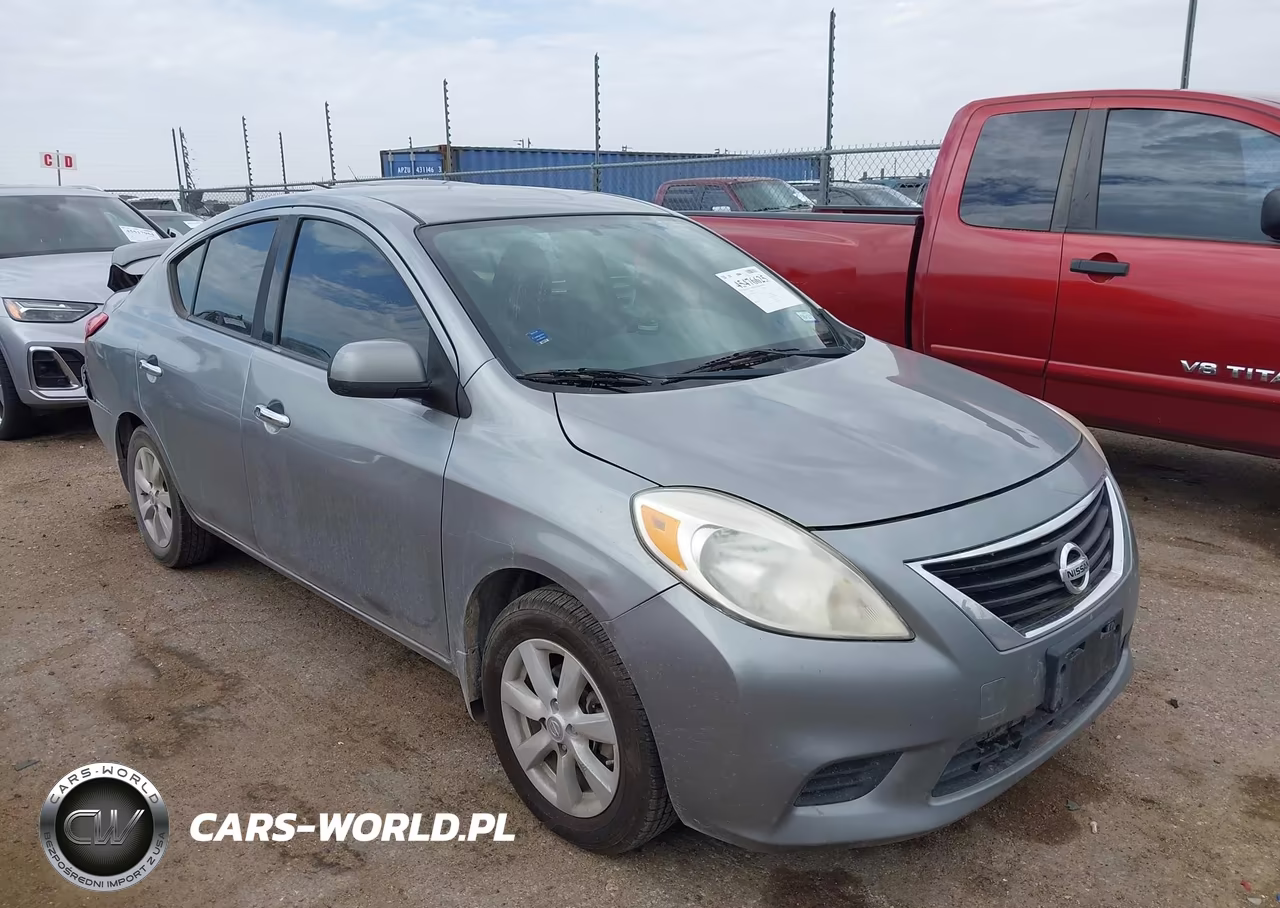 2014 Nissan Versa 1.6 Sv
