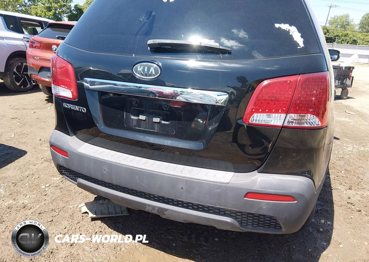 2011 Kia Sorento Lx VIN:5XYKT4A11BG133796 - 13