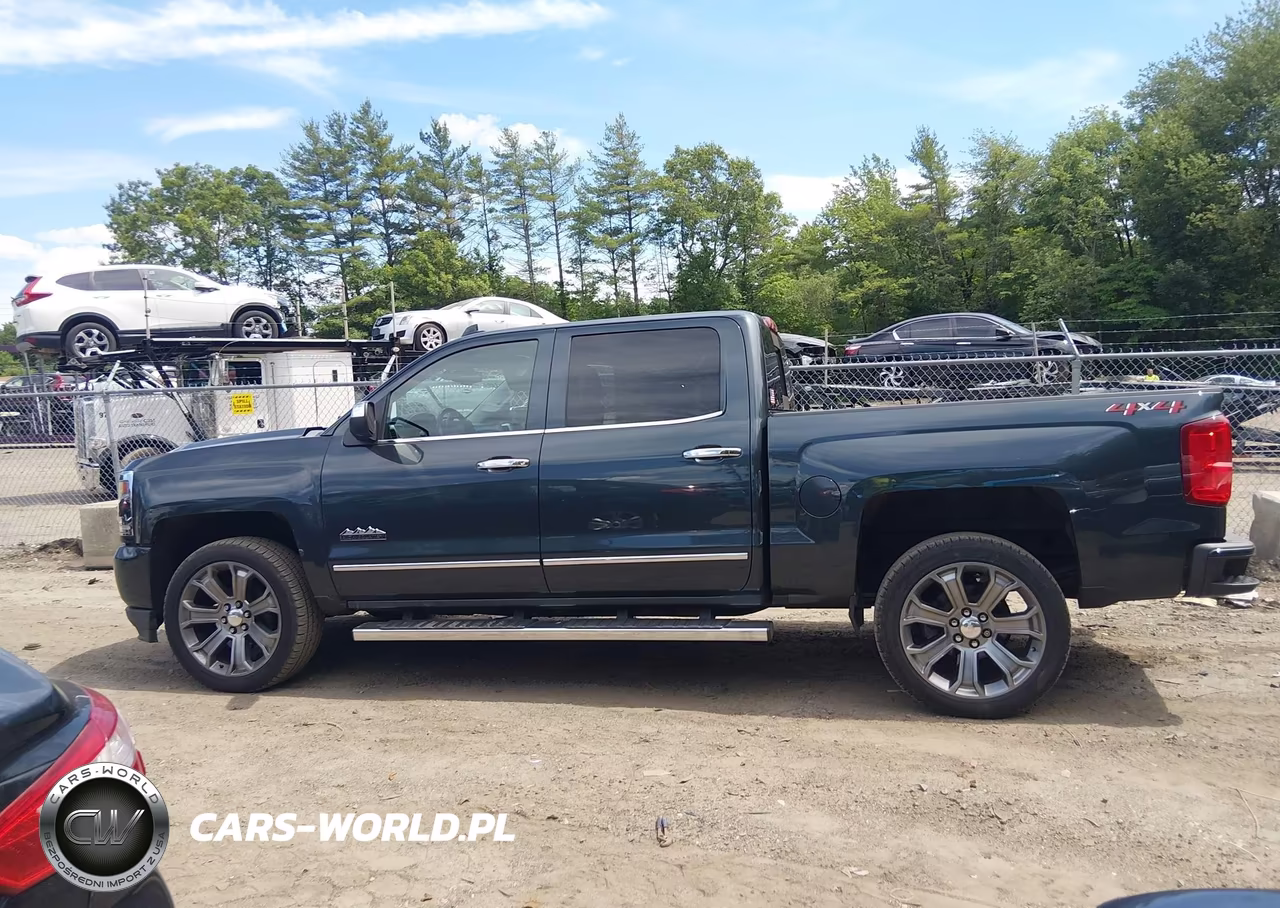 2018 Chevrolet Silverado 1500 High Country VIN:3GCUKTEJ7JG430619 - 14