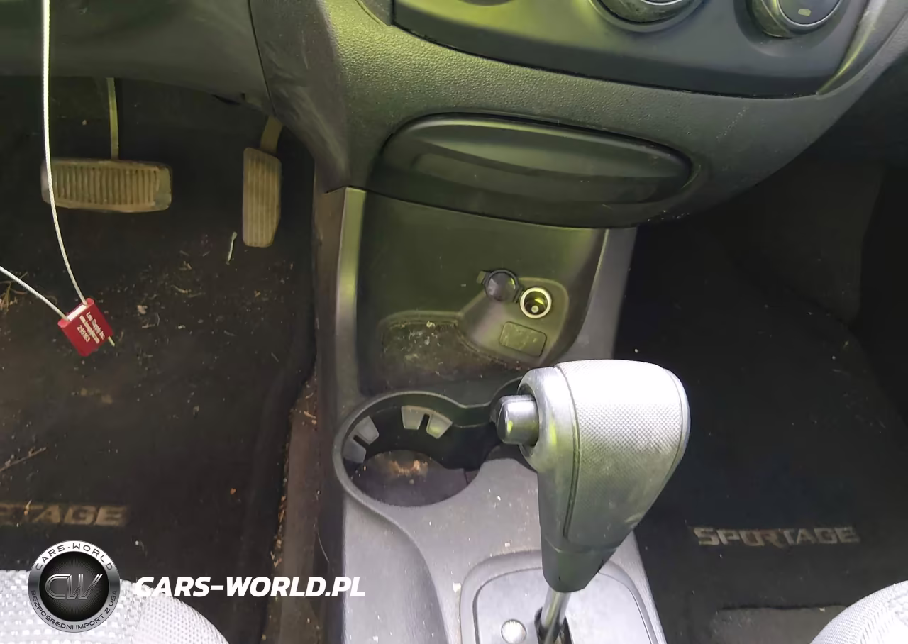 2007 Kia Sportage Lx VIN:KNDJF724177447384 - 13