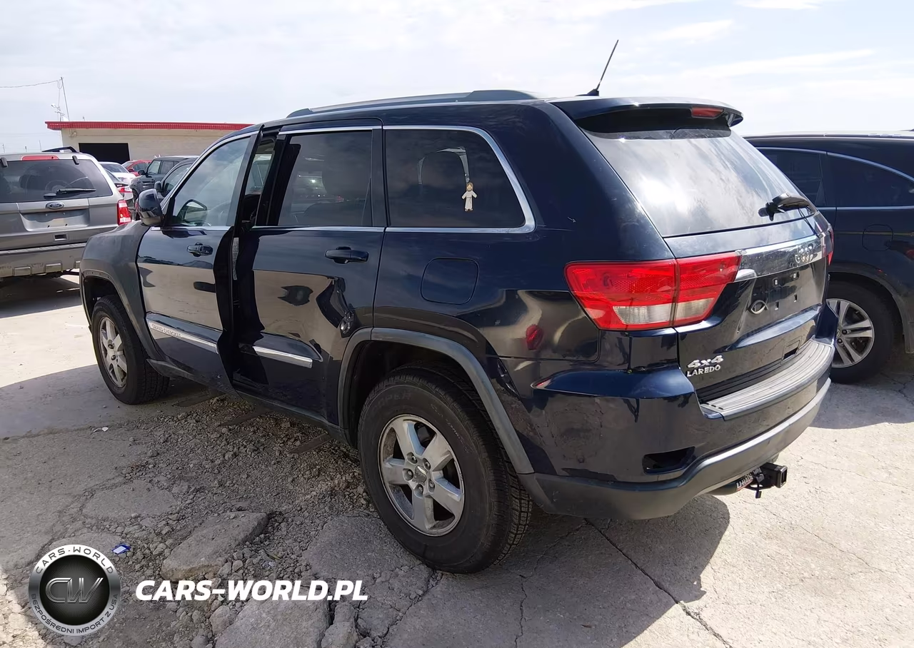 2012 Jeep Grand Cherokee Laredo VIN:1C4RJFAG7CC160320 - 3
