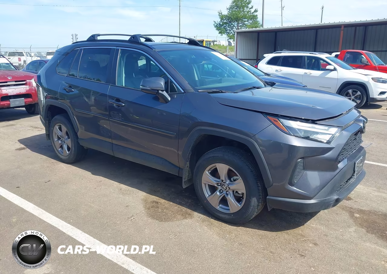 2025 Toyota Rav4 Xle – zdjęcie 1 z 19